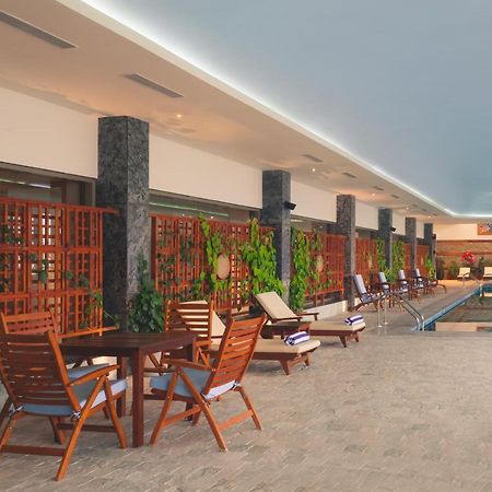 Taj Theog Resort & Spa Shimla Exterior photo